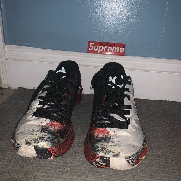 Nike KD 8 ‘XMAS’ - Picture 3 of 6